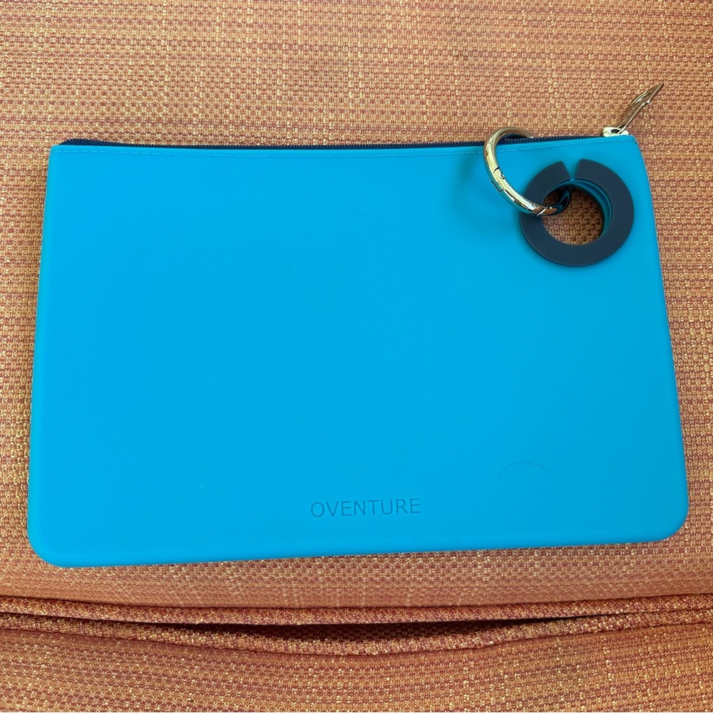Oventure Blue Wristlet Clutch